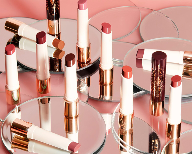 CHARLOTTE TILBURY Hyaluronic Happikiss