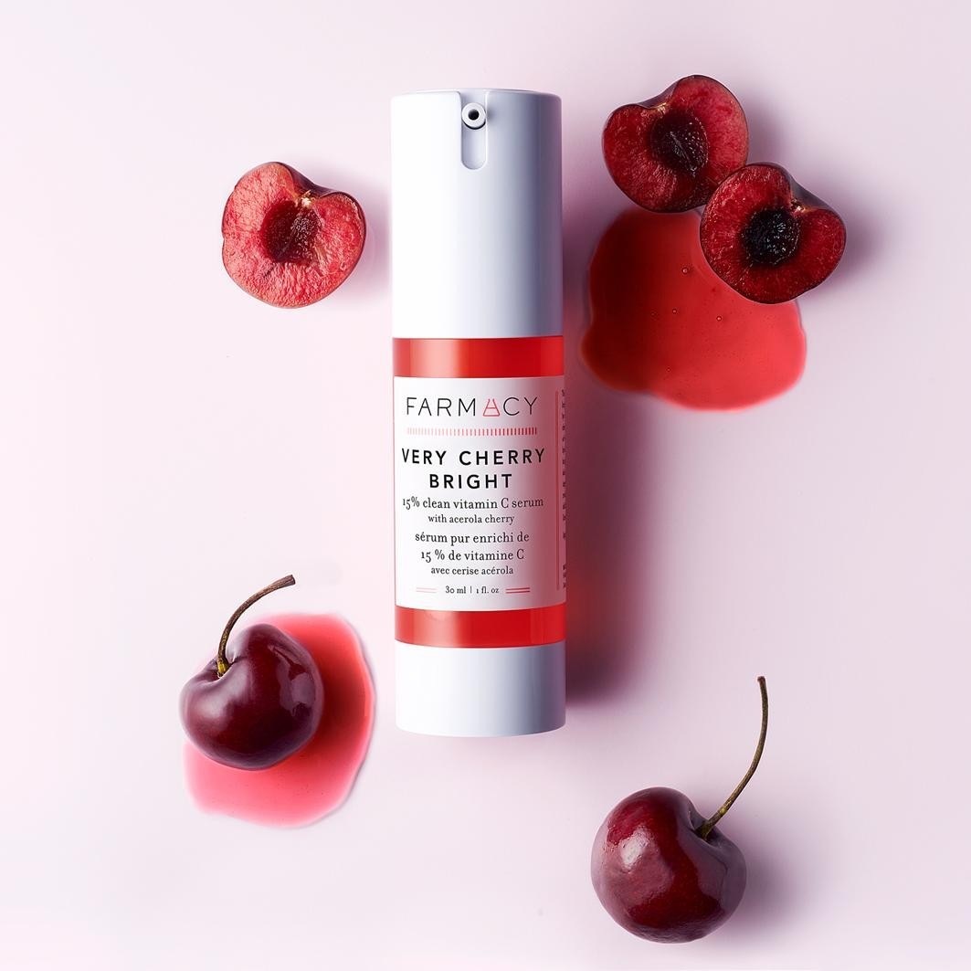 FARMACY Very Cherry Bright 15% clean vitamin C serum 30ml