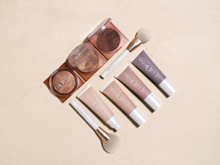 Huda Beauty Glowish All Over Bronze Face Brush