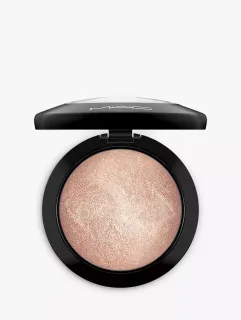 MAC Mineralize Skinfinish Highligter Soft and Gentle